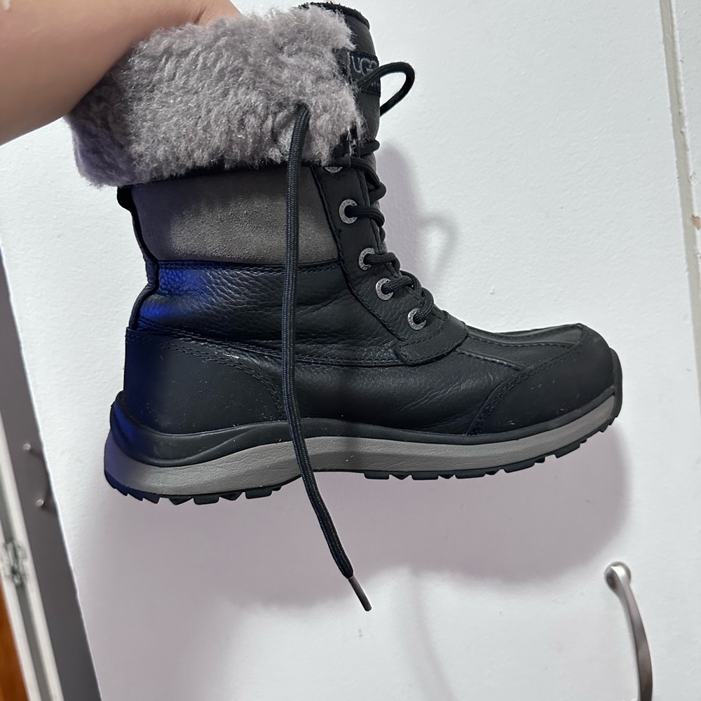 UGG Women's Black Winter Boots